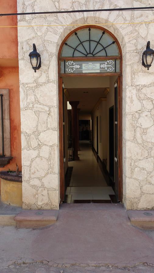 Hotel Pena Real ベルナル エクステリア 写真
